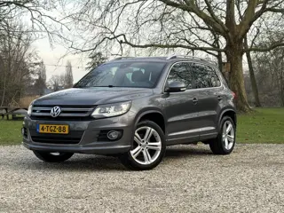 Volkswagen Tiguan 1.4 TSI 160PK R-Line,Carplay,Pano,Navi,Trekhaak