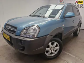Hyundai Tucson 2.0i Dynamic AIRCO ! NIEUWE APK ! RIJD PERFECT !