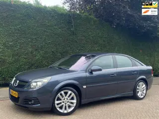 Opel Vectra GTS 1.8-16V AIRCO KOUD/RIJDT NIEUW/LEER/1e EIGNR