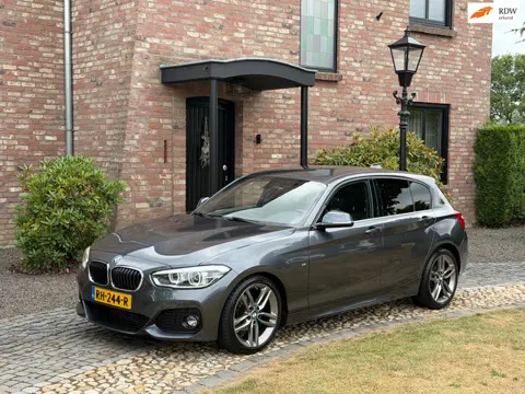 BMW 1-serie 118i High Executive M-sport Leder Navi Led
