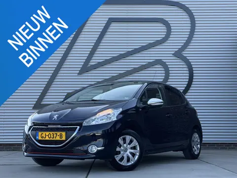 Peugeot 208 1.2 PureTech Style 2e Eigenaar|Navi|Airco|Cruise|D-riem v.v. in 2022|N.A.P|APK tot 05-20
