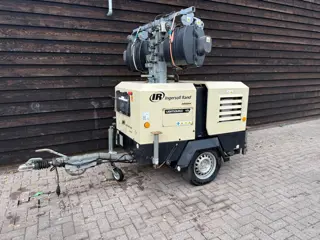 Doosan Vg lichtmast generator (bj 2010)