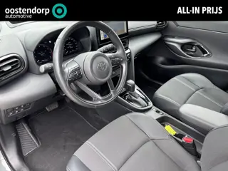 Toyota Yaris Cross 1.5 Hybrid 130 Launch Edition | Trekhaak | Panoramadak | JBL-Audio | HUD |