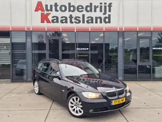 BMW 3-serie Touring 320i High Executive - LOOPT NIET 100% -