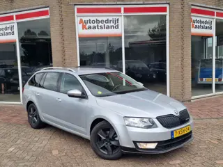 Skoda Octavia Combi 1.6 TDI Greenline Businessline - Navi - Leer - Clima -