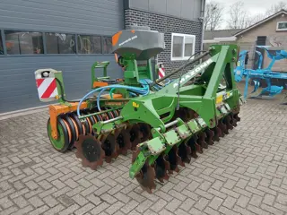 Amazone Catros + 3001 Schijveneg met Greendrill 200 Zaaibak