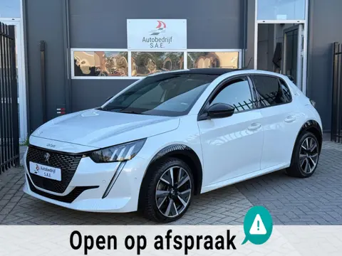 Peugeot 208 1.2 PureTech GT-Line CARPLAY PANO COCKPIT CAMERA AUTOMAAT