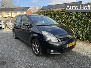 Toyota Verso 2.2 D-4D D-CAT Luna | Autom. Airco | Cruise Control | Elekt. Ramen | LMV | Trekhaak | M