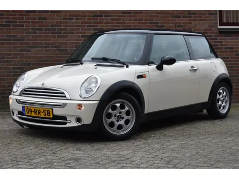 Mini Mini 1.6 Cooper Pepper '05 Airco Cruise Inruil mogelijk