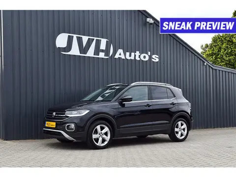 Volkswagen T-Cross 1.5 TSi 150pk AUT/DSG Sport Style 05-2022 | 1/2Leder | Full-LED | PrG | TH