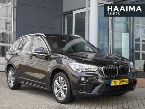 BMW X1 sDrive18i Executive | Automaat | Trekhaak | Camera | Lederen bekleding | Parkeersensoren | Na