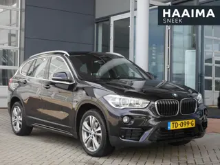 BMW X1 sDrive18i Executive | Automaat | Trekhaak | Camera | Lederen bekleding | Parkeersensoren | Na