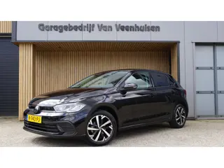 Volkswagen Polo 1.0 TSI 95pk 5Drs Life LED A-Camera  AFN.Trekhaak Virtual Cockpit Adaptive Cruise Na