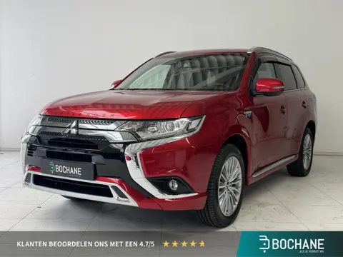 Mitsubishi Outlander 2.4 PHEV Intense | Trekhaak | Navigatie | Camera | Stoelverwarming |