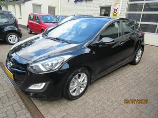 Hyundai i30 1.4i i-Motion Business