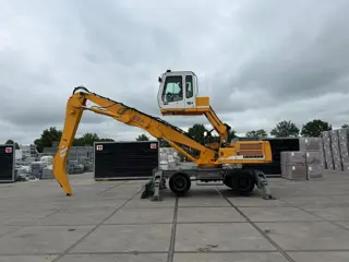 Liebherr A 924 B ( 3180 hours ) (bj 2004)