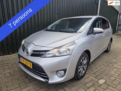 Toyota Verso 1.6 VVT-i Business 7 persoons