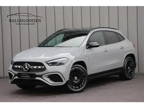 Mercedes-Benz GLA 250e AMG | 218PK | Head-up | Burmester | Pano | Keyless-go | Stuurwielverw. | Sfee
