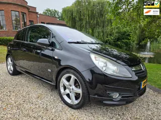 Opel Corsa 1.4-16V sport OPC PANORAMADAK