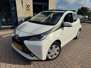 Toyota Aygo 1.0 VVT-i x-wave-cabrio top-camera-bluetooth