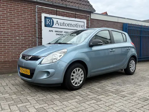 Hyundai i20 1.2i Dynamic APK/NAP/AIRCO (bj 2013)