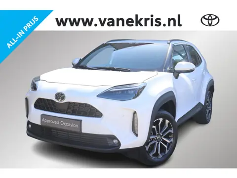 Toyota Yaris Cross 1.5 Hybrid 115 First Edition , Parkeersensoren , Stoel- en stuurverwarming , BSM