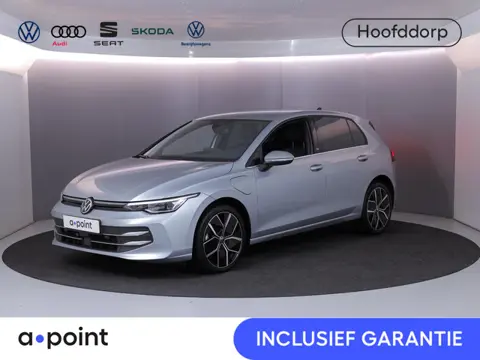Volkswagen Golf 1.5 eHybrid 50 Edition 204pk| Camera| 18'LM-velgen| Voorstoelen met massage en verwa