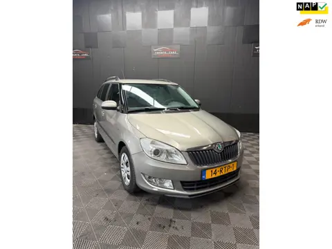 Skoda Fabia Combi 1.2 TSI Ambition | Clima | Cruise | Nieuwe APK |