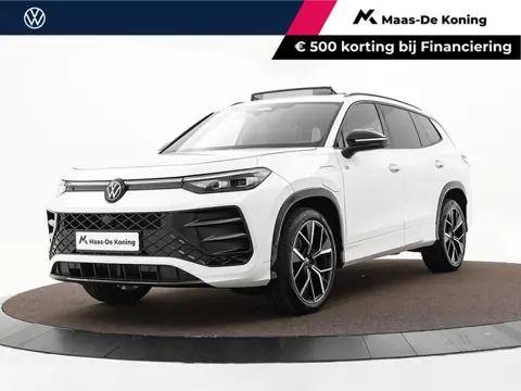 Volkswagen Tayron 1.5 eTSI 204pk PHEV DSG R-Line Edition · Panoramadak · 360 Camera · Inklap. Trekha