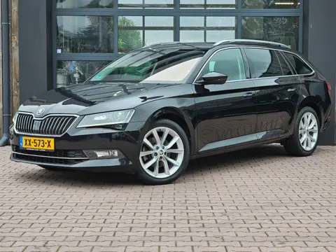 Škoda Superb Combi 1.5 TSI ACT Style Business | Navi | Camera | Wegkl. Trekhaak | Stoelverwarming |
