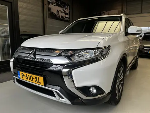 Mitsubishi Outlander 2.0 2WD Instyle Trekhaak, Achteruitrijcamera