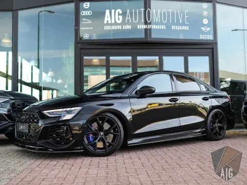 Audi RS 3 Limousine 2.5 TFSI A3 quattro | Keramisch | Carbon | Keyless | B&O | Pano