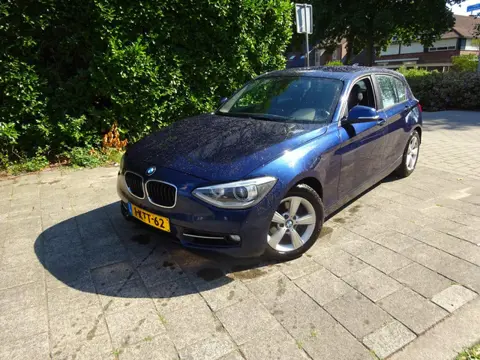 BMW 1-serie 116i EDE High Executive AIRCO WERKT GOEDMET JAAR APK