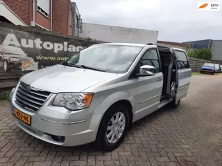 Chrysler Grand Voyager 3.8 V6 rolstoelauto stoellift 4 + 1