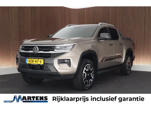 Volkswagen Amarok 3.0 TDI 241pk Automaat 4Motion Double Cab 5pers. Pan Americana H/K Trekhaak Leder 