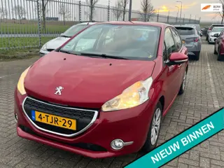 Peugeot 208 1.2 VTi Active 5-deurs 2e eig. Airco Cruise Trekhaak Zuinig