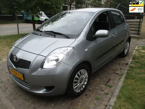 Toyota Yaris 1.0 VVTi Sol MMT//AUTOMAAT //4 REURS //AIRCO//