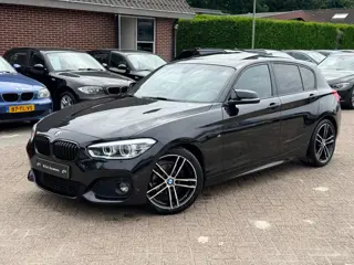 BMW 1-serie 118i Corporate Lease High Executive M Sport|Carplay|Leder|Harman Kardon|Leder|Automaat|C