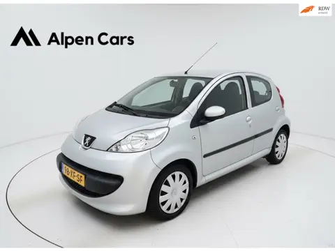 Peugeot 107 1.0-12V XS 5-Deurs / Airco / APK 12-2026
