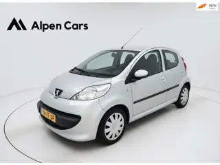 Peugeot 107 1.0-12V XS 5-Deurs / Airco / APK 12-2026