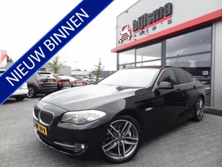 BMW 5 Serie 523i | LEDER | MEMORY | HEAD-UP | OPEN DAK |