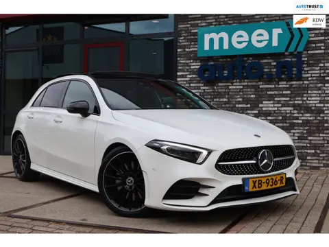 Mercedes-Benz A-klasse 250 AMG Premium Plus l PANO l SFEER l NIGHT l MATRIX l EL-STOEL l 19INCH