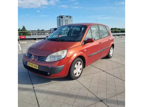 Renault Scénic 1.6-16V Expression Comfort