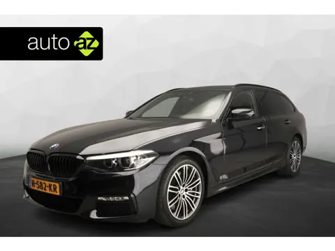BMW 5 Serie Touring 540i xDrive / M-Sportpakket / Camera / HIFI / Leder / Park assist / Getint glas 