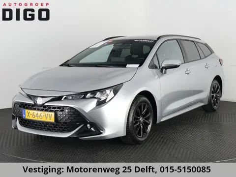 Toyota Corolla Touring Sports 1.8 HYBRID 140PK SILVERLINE ACTIVE GARANTIE 2034 ! . NAVIGATIE . ADAPT