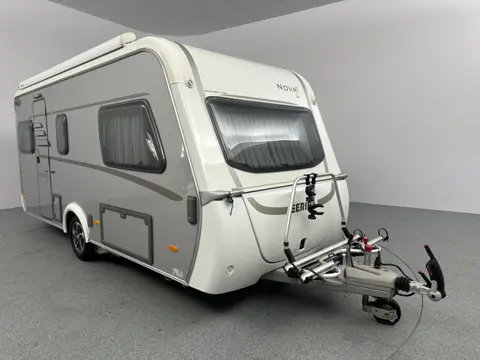 Eriba Nova Light 470 Crystal Silver Cassetteluifel Mover