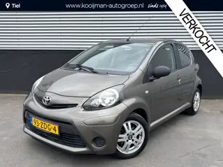 Toyota Aygo 1.0 VVT-i Comfort Airco / LM velgen / Keurige zuinige auto!