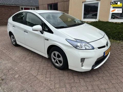 Toyota Prius 1.8 Plug-in Aspiration NAVI CAMERA LEER NAP