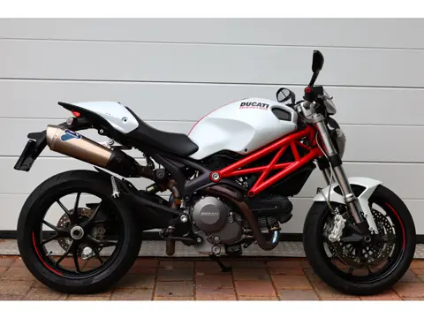 Ducati MONSTER 796 PLUS | M796 TERMIGNONI (bj 2013)