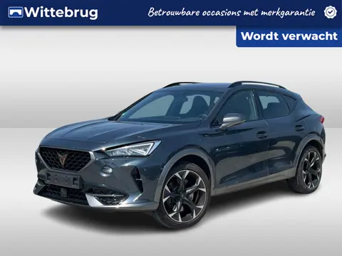 CUPRA Formentor 1.4 e-Hybrid DSG VZ Performance / Panorama dak / Geheugen stoelen / 19'' LMV